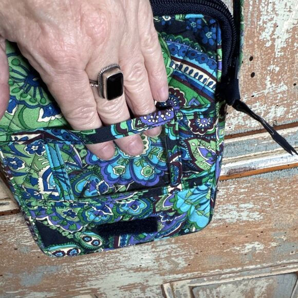 Quilted Mini Crossbody Name Brand Purse In Blues & Greens 6”X8” Outside Pockets - Picture 6 of 8